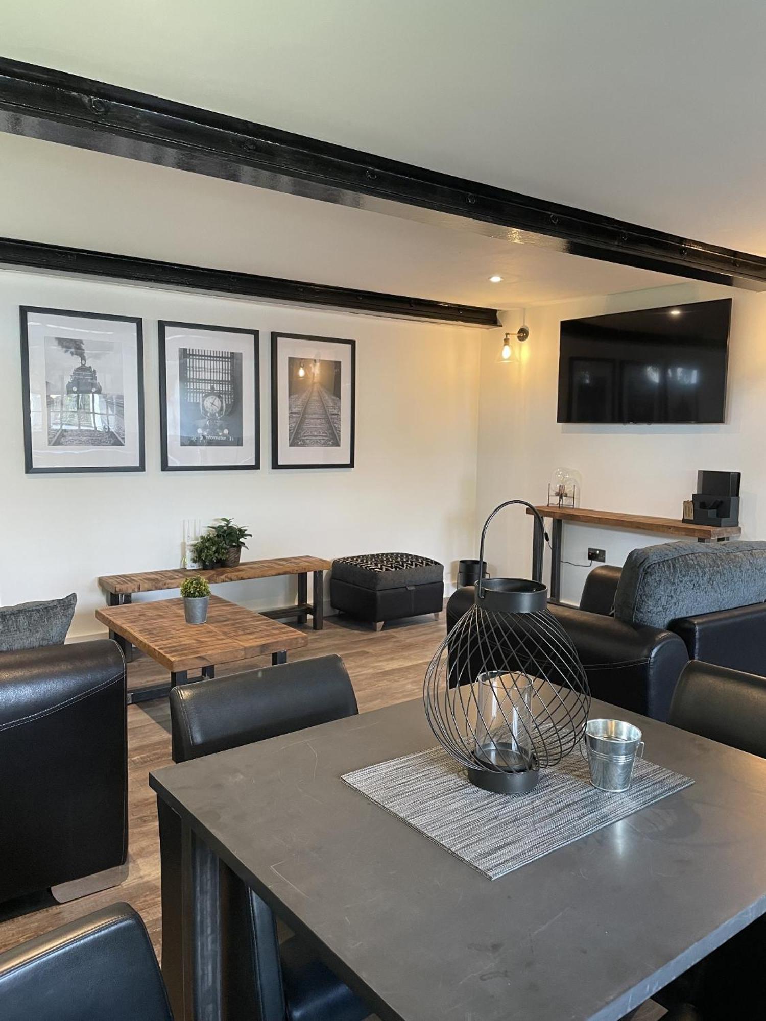 Booking Urban At Halstead هالستيد المظهر الخارجي الصورة